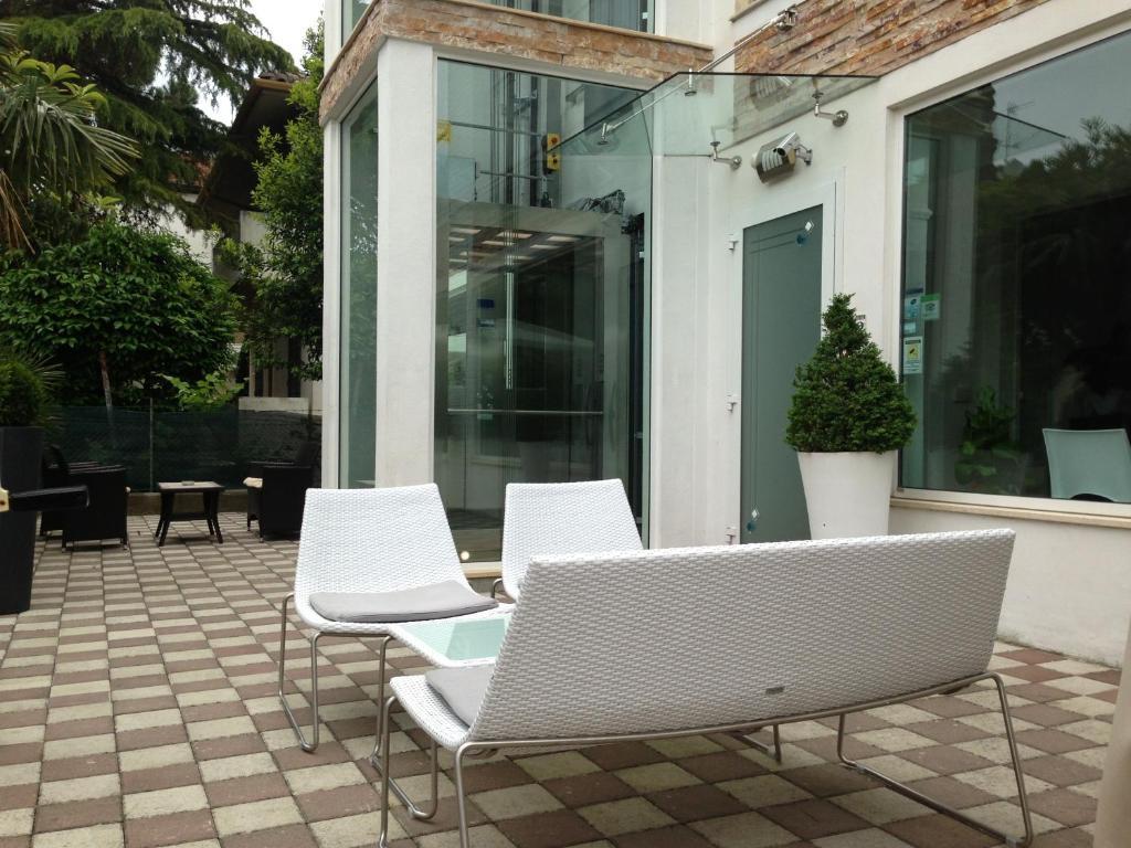 Villa Liliana Cervia Exteriör bild